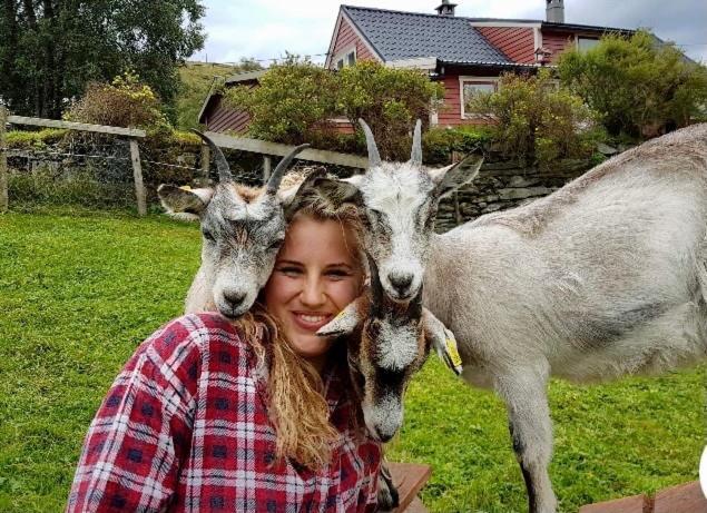 Skjerping Gard Villa Lonevåg Esterno foto